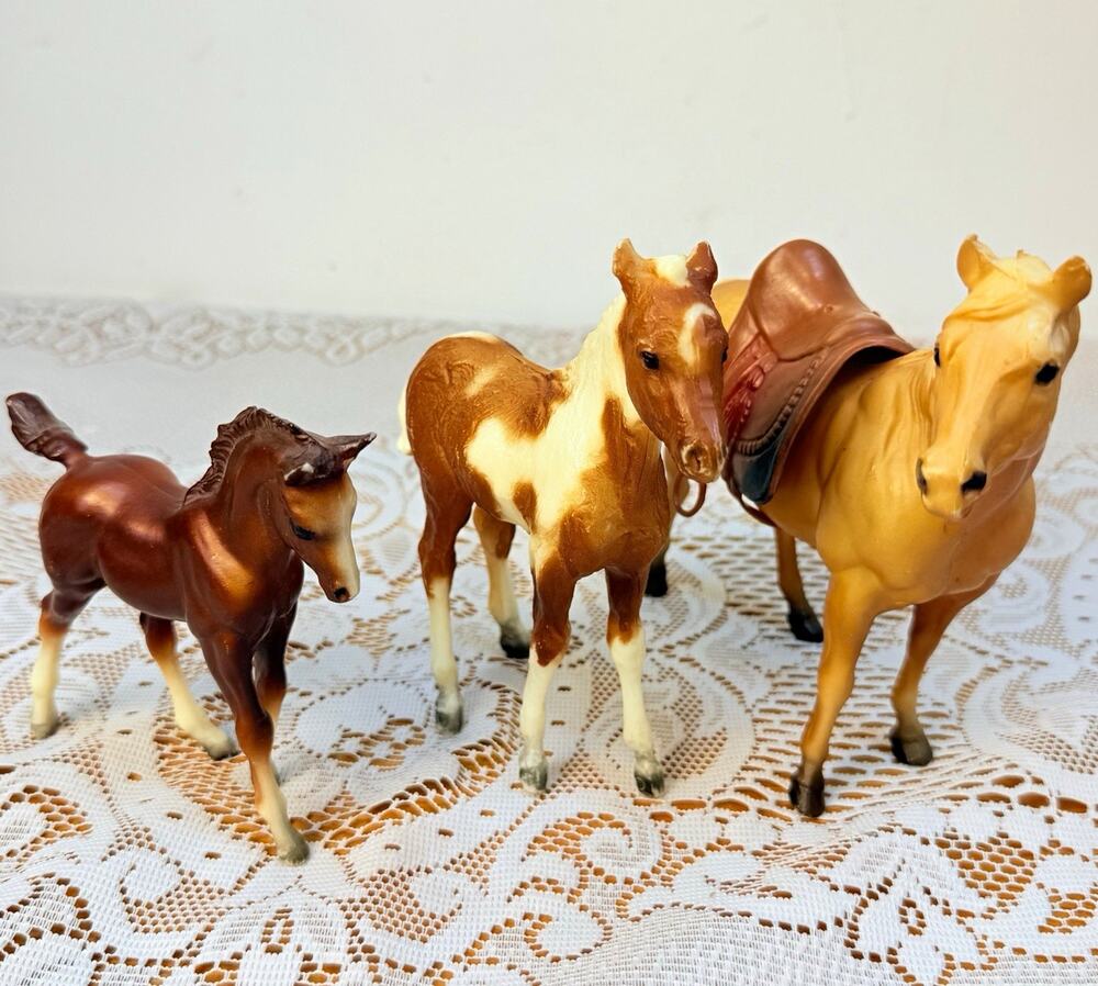 Lot of 3 Breyer Plastic Model Horse Figurines with Brown Saddle Accessory- Read